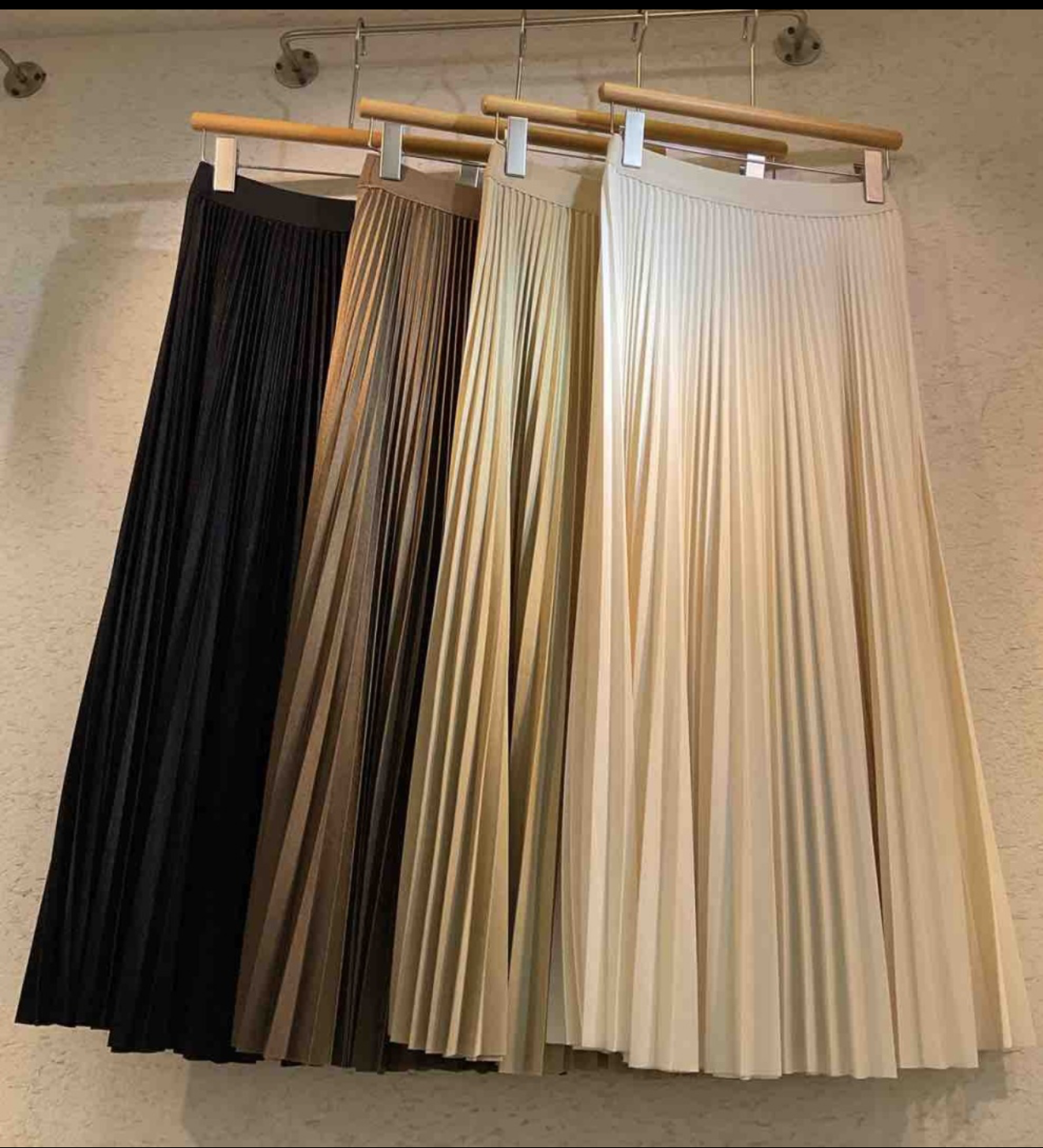 Pleated Skirt