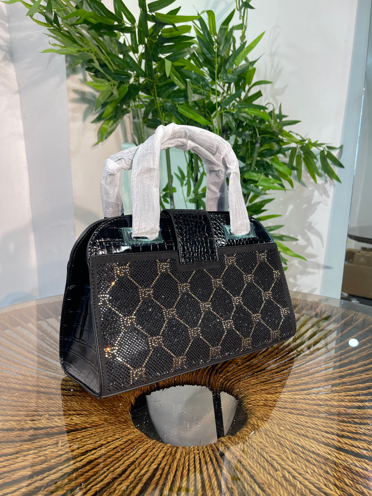 GLAMOUR SATCHEL HANDBAG