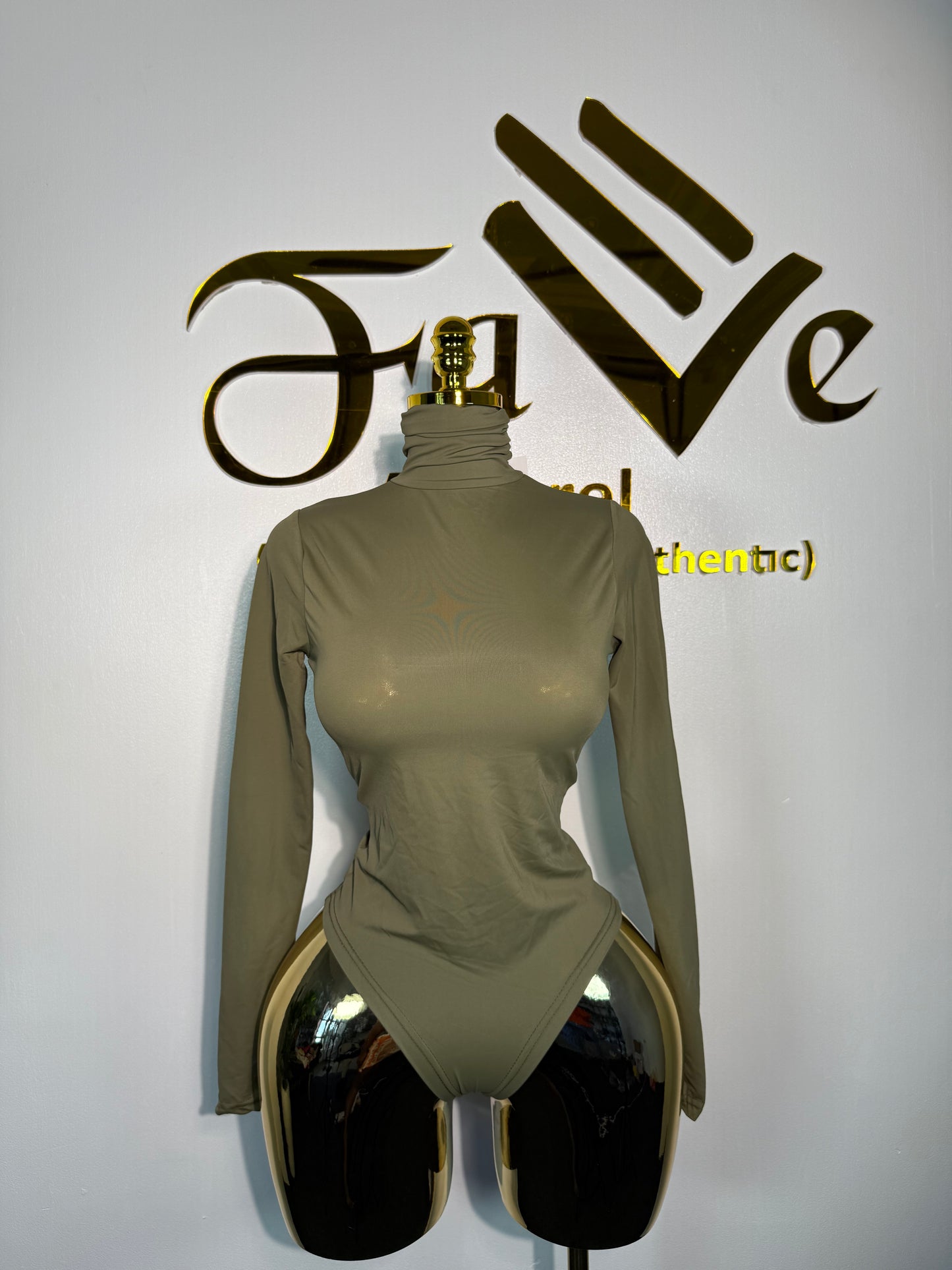 Zara Bodysuit turtle neck 001