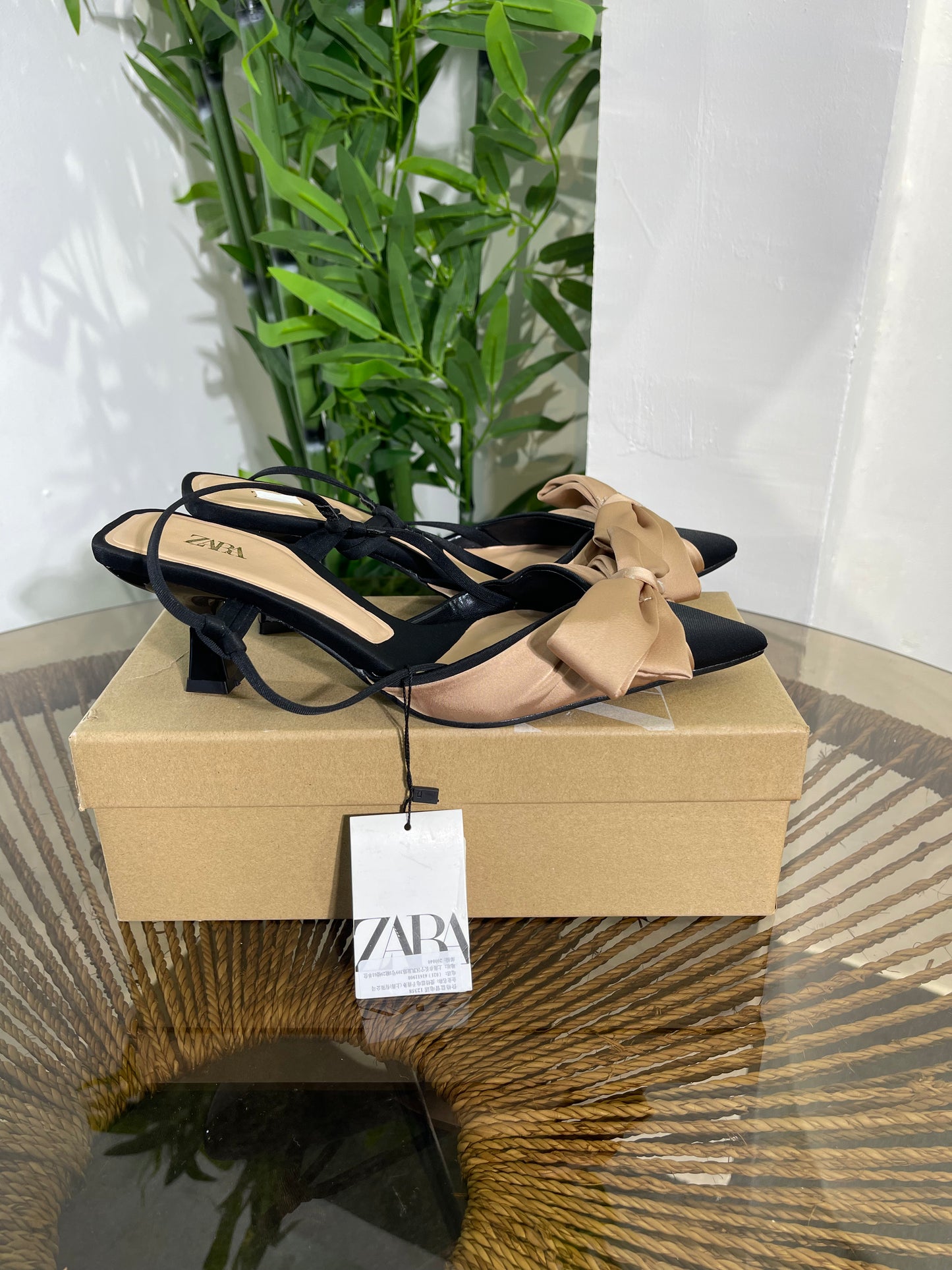 Zara New In Heel (bow tie) 070