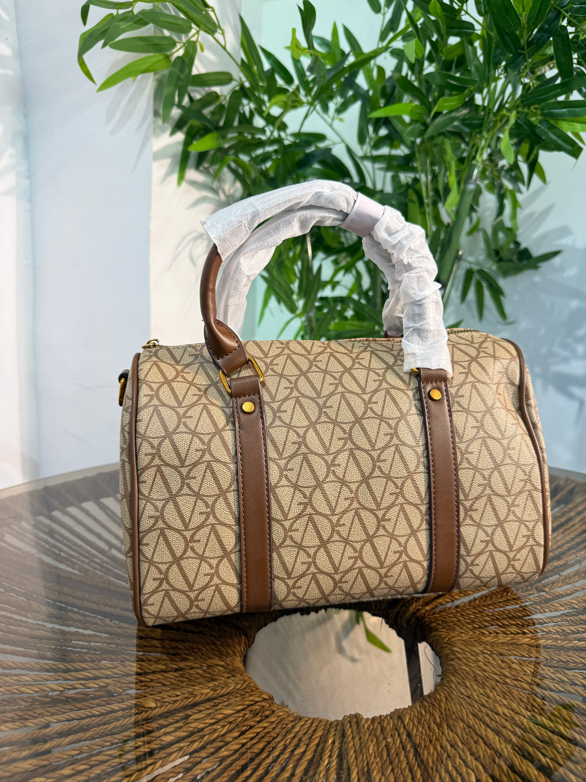 CLASSIC BARREL BAG