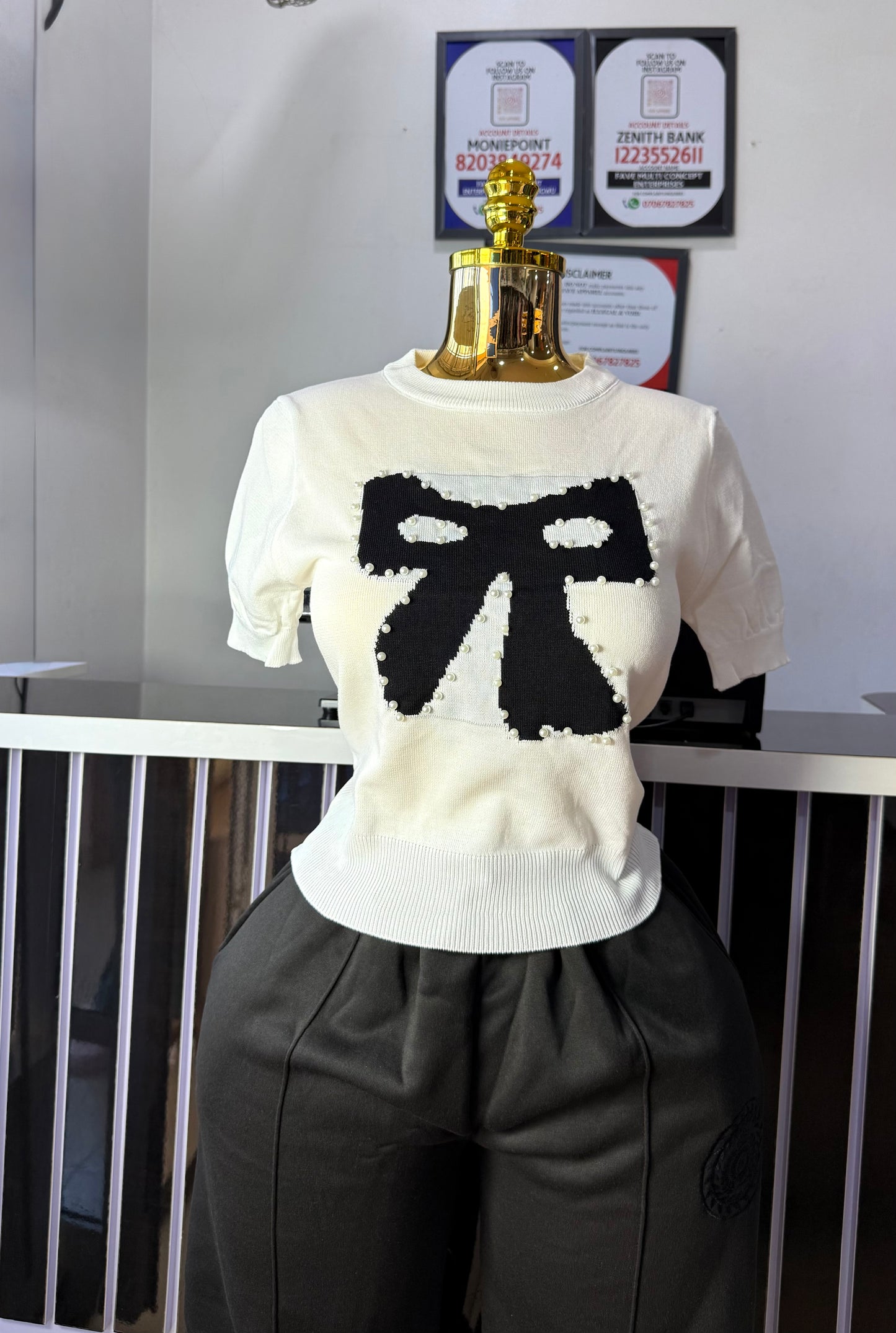 Bold Bowtie top 7798