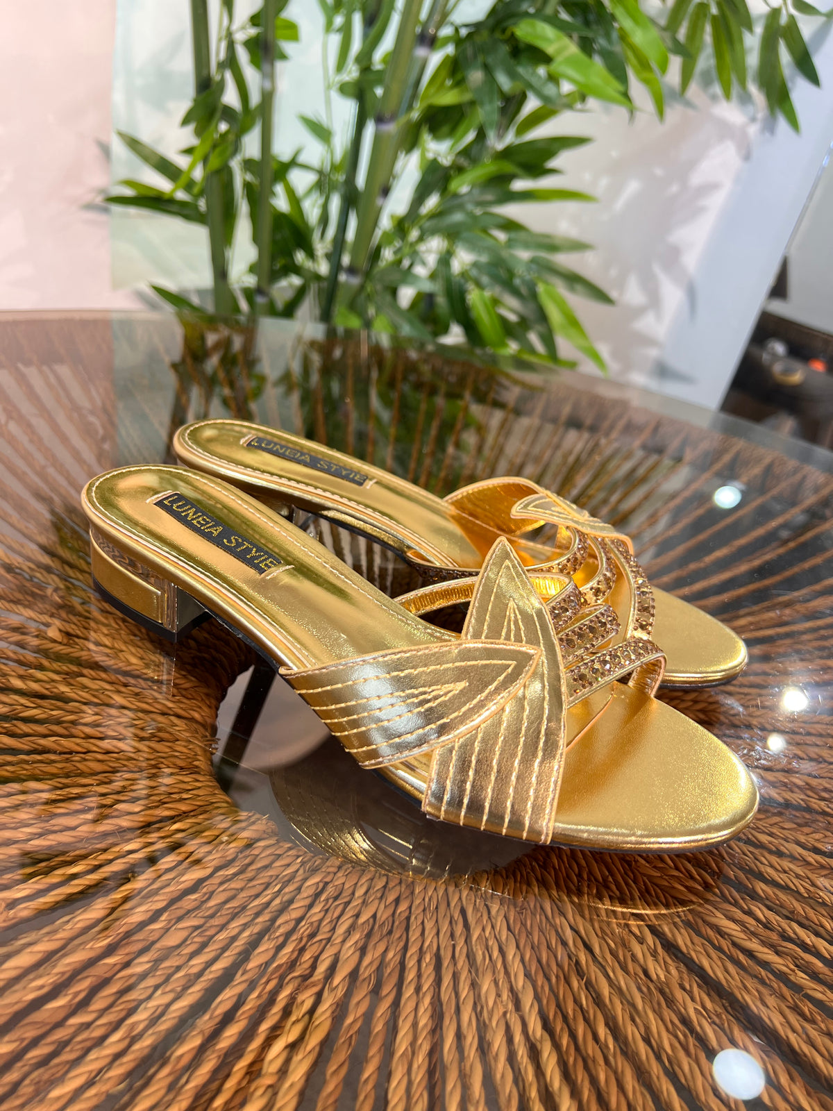 LUNEIA METALLIC BLOCK SLIPPERS