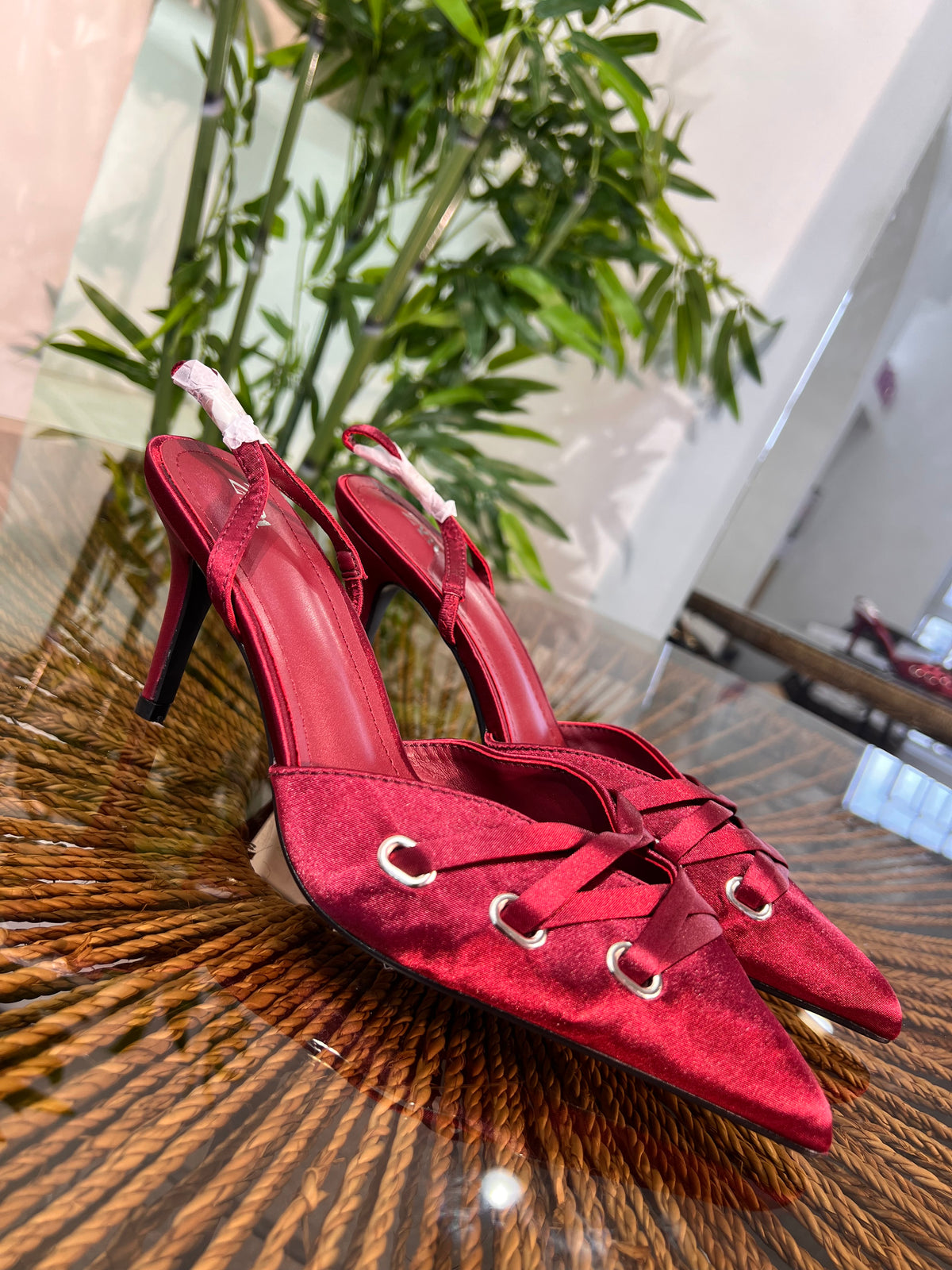 ZARA LACE POINTED TOE HEELS