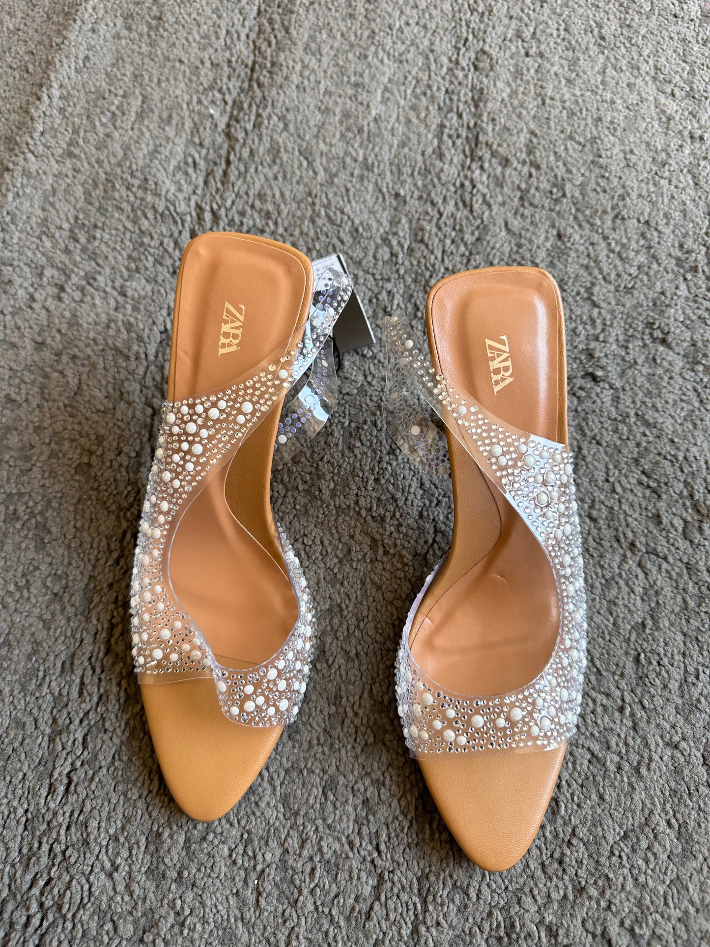 ZARA APRICOT HEEL 4213