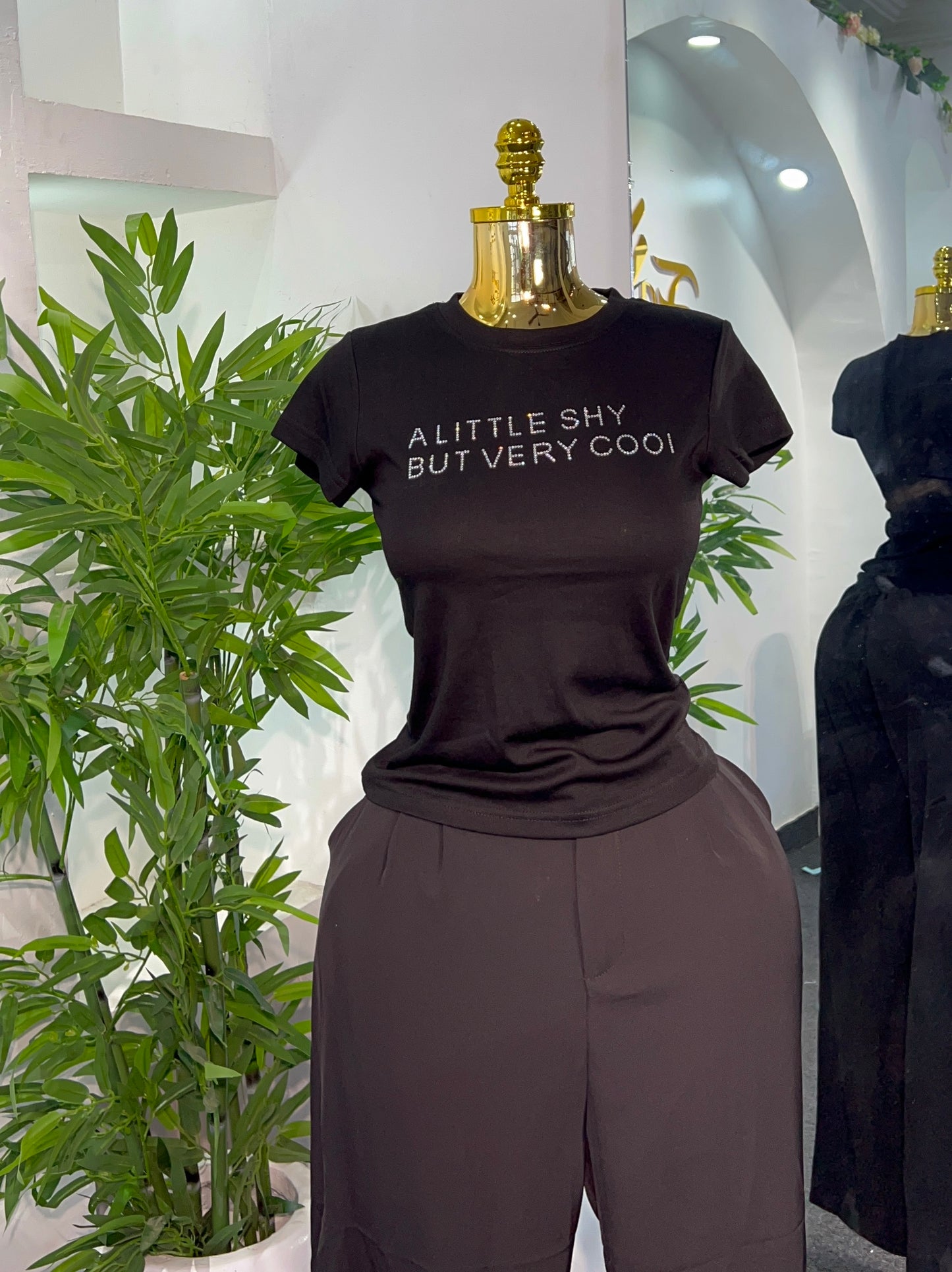 VERSATILE T-SHIRT