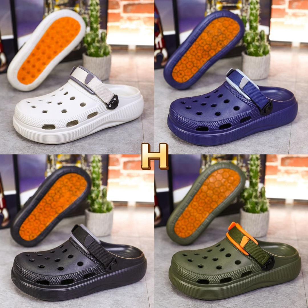 Luxe crocs