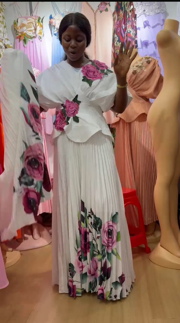 Long pleated dress 9080