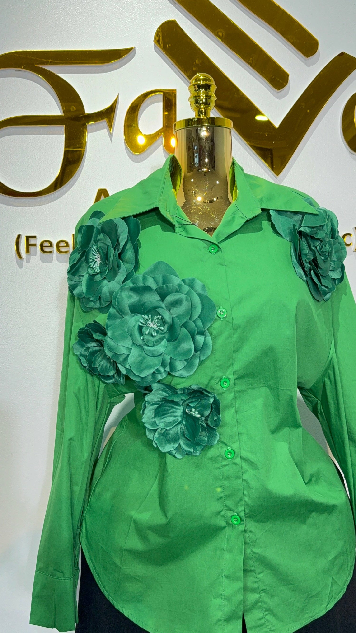 Fave's Rose Embeded Dress