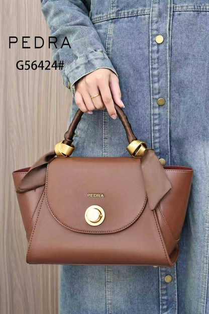 PEDRA GOLDHAND BAG