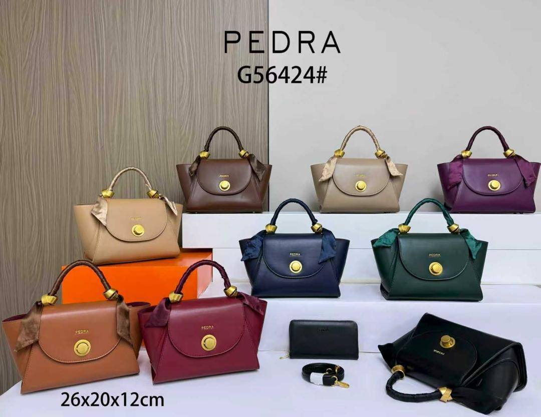 PEDRA GOLDHAND BAG