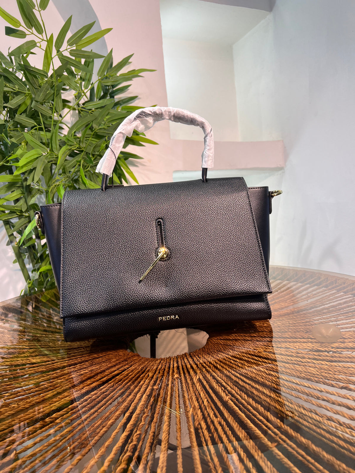 PEDRA STRUCTURED CROSSBODY BAG