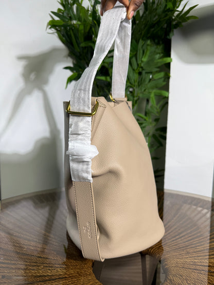 Cnaiss Ever Buckt Bag