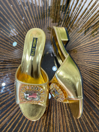 LUNEIA STYLE CRYSTAL MULE