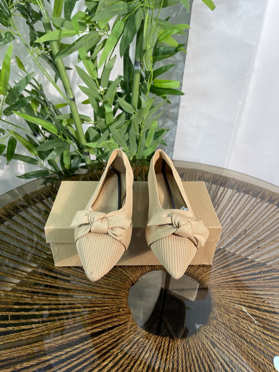 Tahari Flat shoe TAR-5546