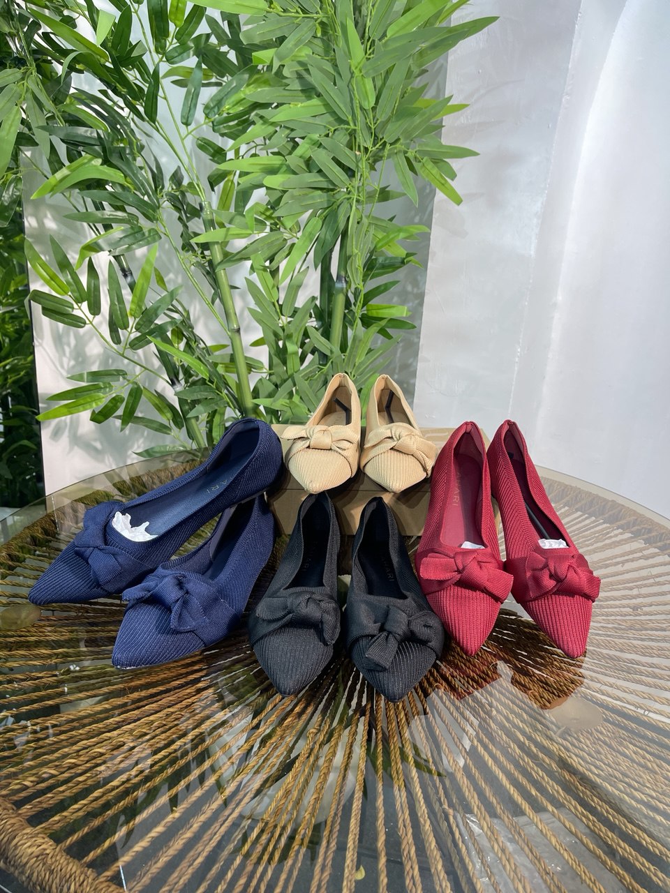 Tahari Flat shoe TAR-5546