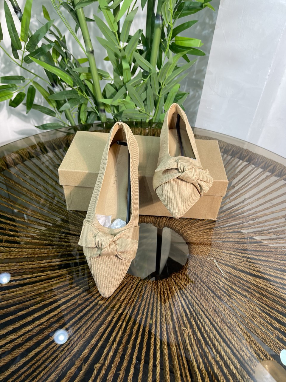 Tahari Flat shoe TAR-5546