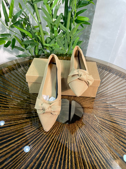 Tahari Flat shoe TAR-5546