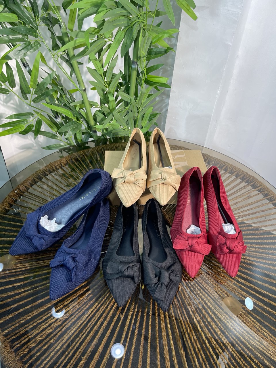 Tahari Flat shoe TAR-5546