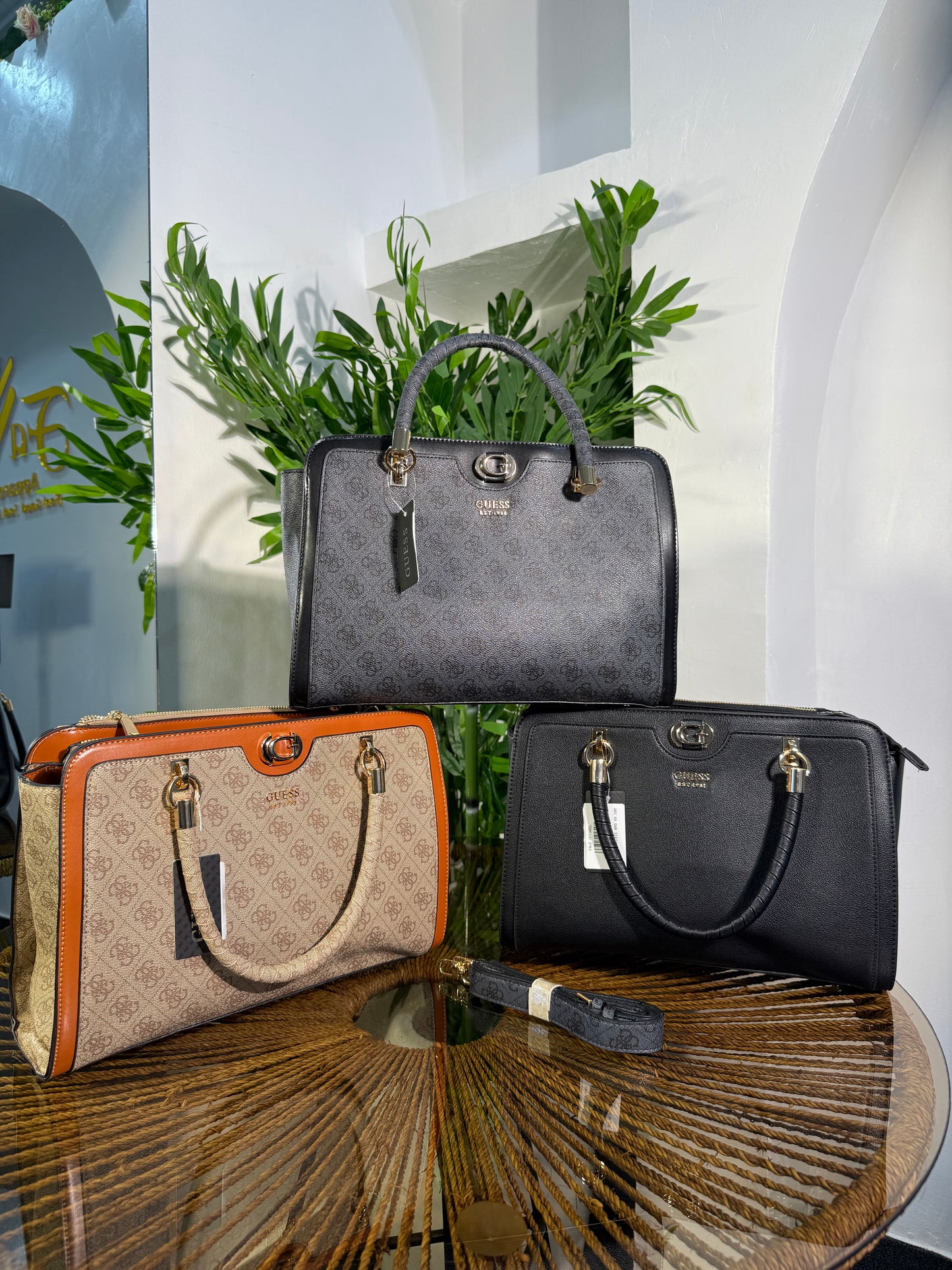 Guess Big Alexie Bag 061