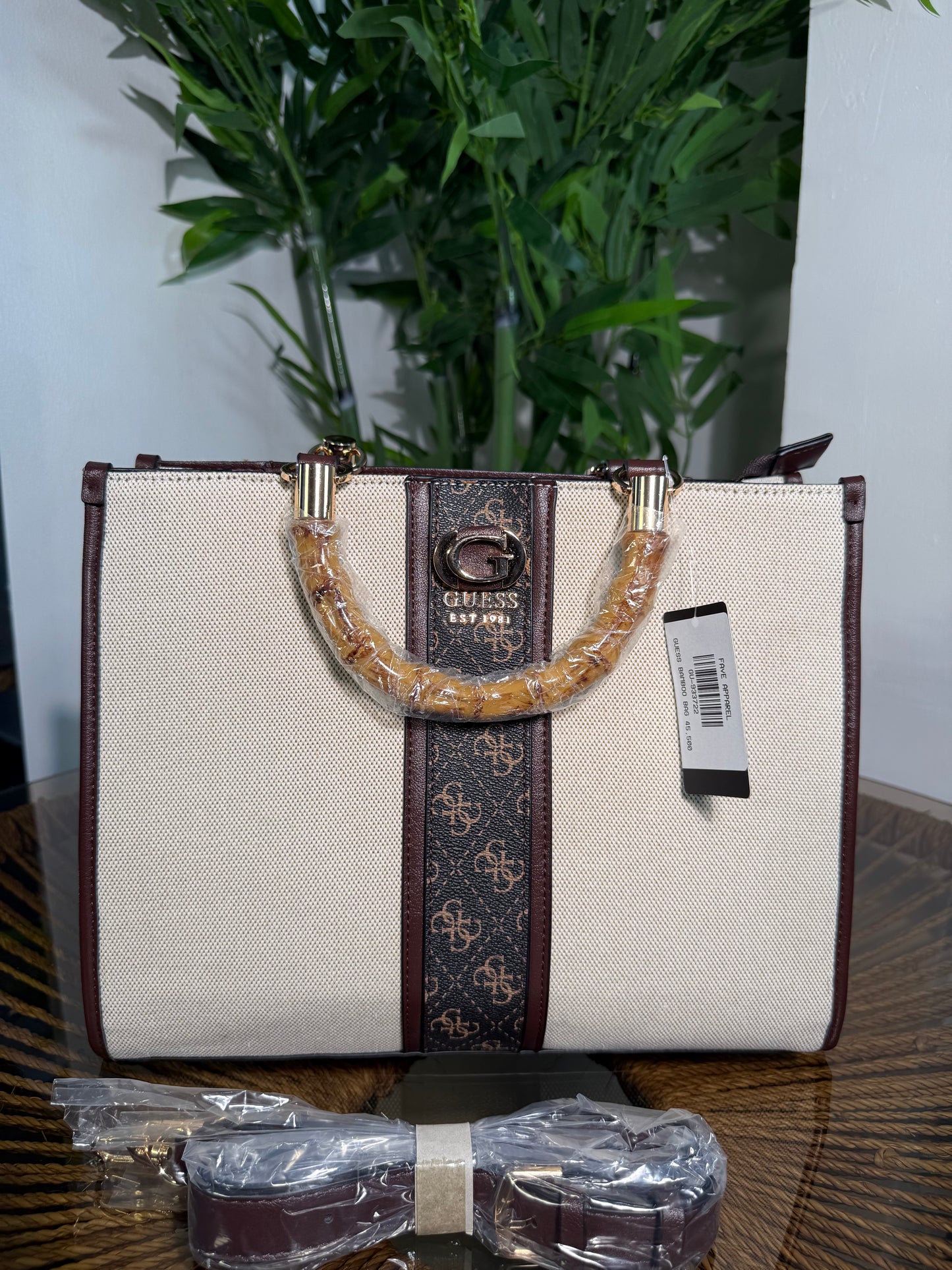 Guess Bamboo Bag 933722