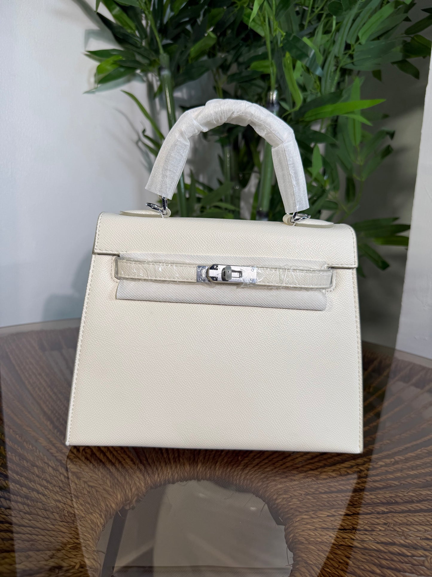 Lush Hermes Luxe 026