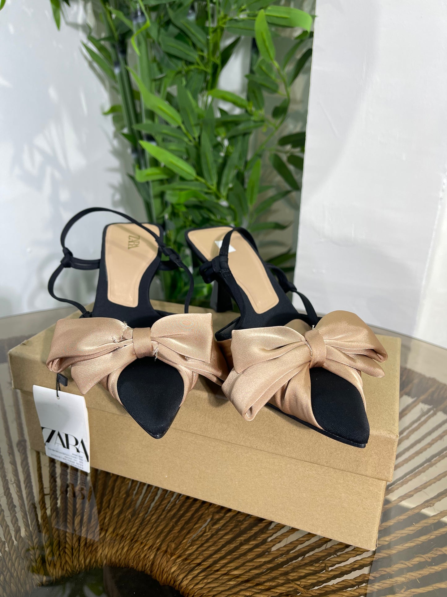 Zara New In Heel (bow tie) 070