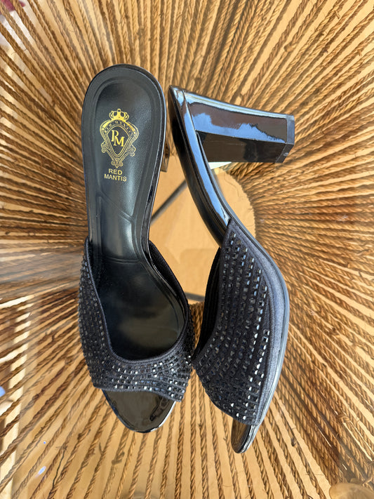 RED MANTIS STONE BLOCK HEELS