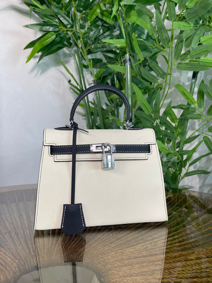 Sleek Hermes Bag 4070