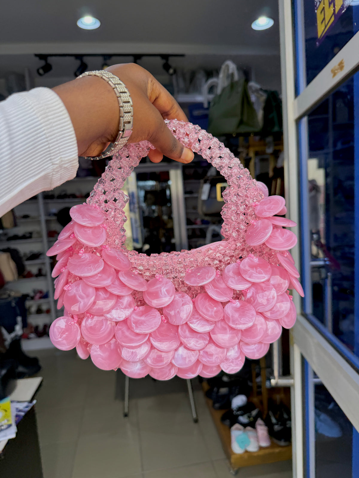 ELEGANT BEADED CLUTCH
