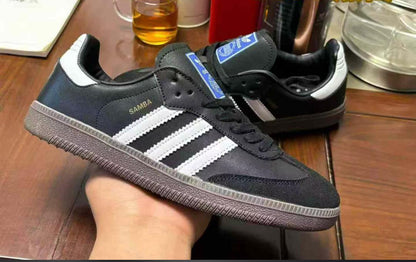 ADIDAS SNEAKERS 3221