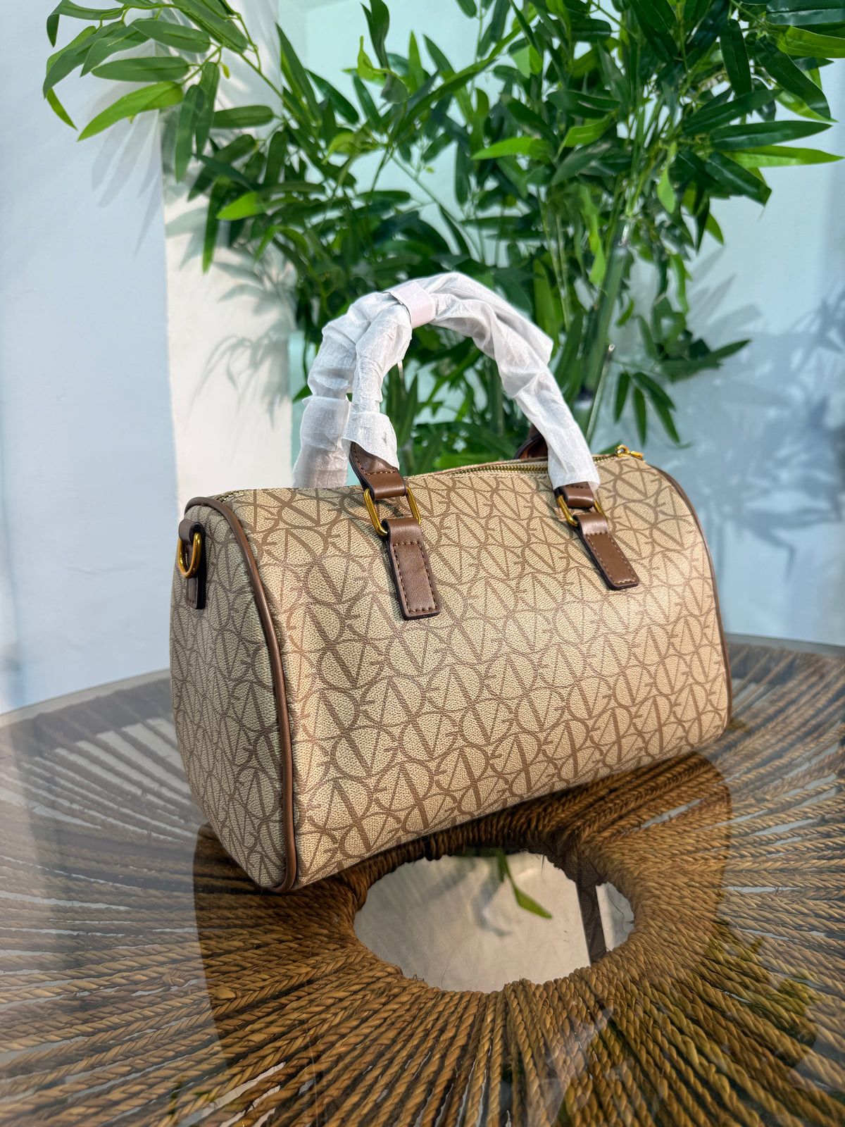 CLASSIC BARREL BAG