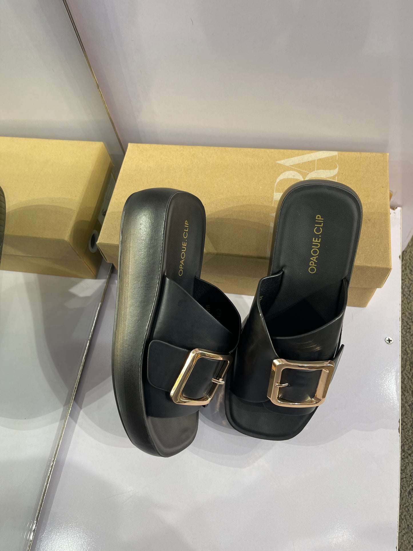 Opaoque Clip Slippers 2900