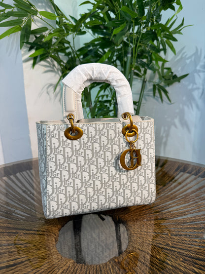 ROYAL AURA BAG