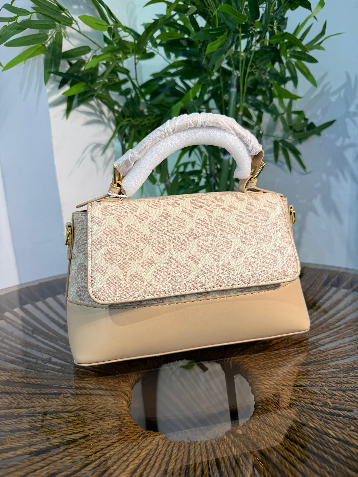 TWO-TONED ELEGANCE BAG