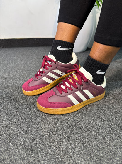 ADIDAS SAMBA SNEAKERS