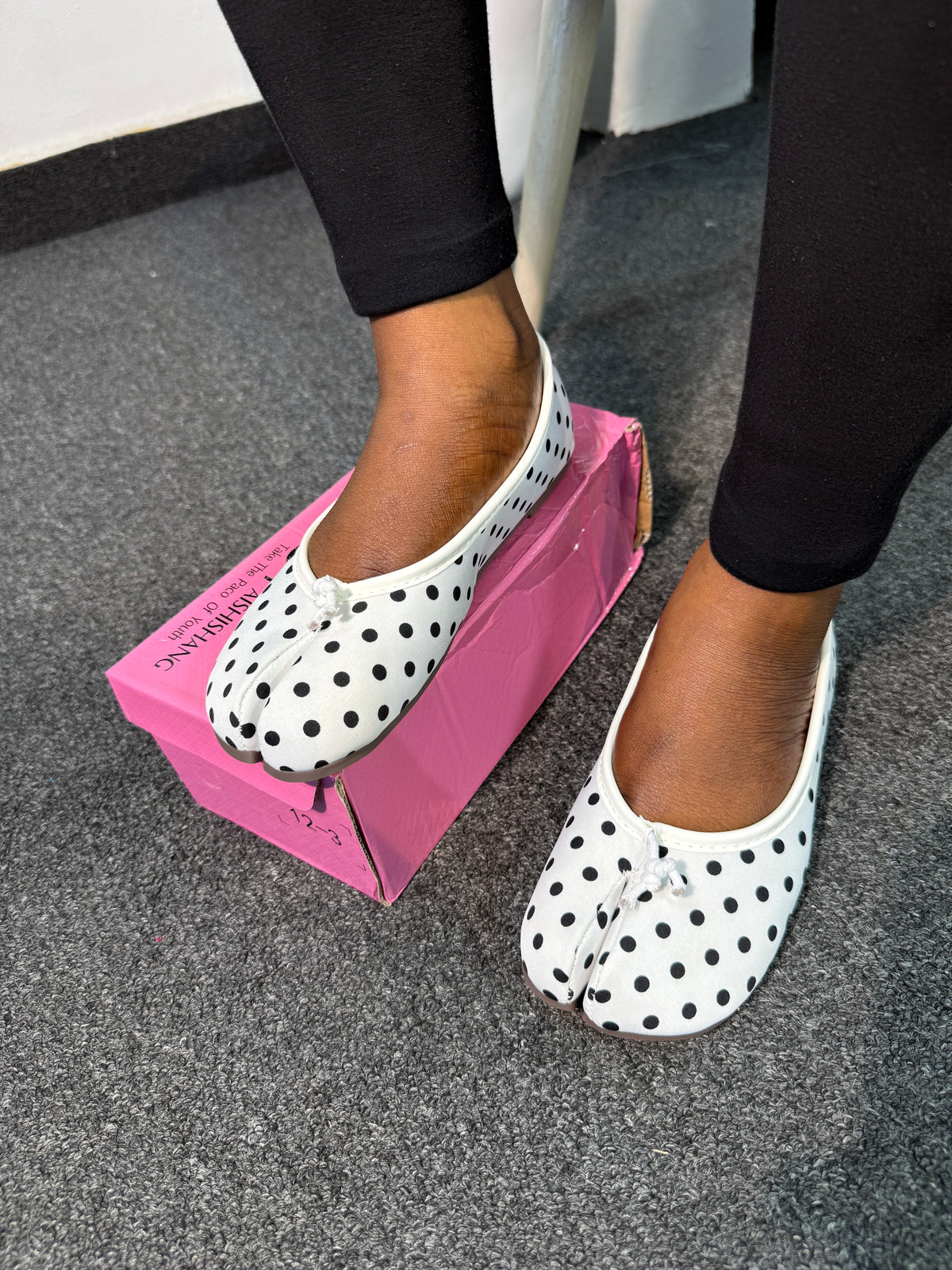 TABI TOE BALLET FLATS