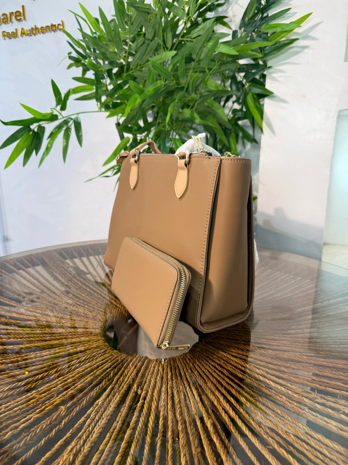 CHRISBELLA STRUCTURED TOTE BAG