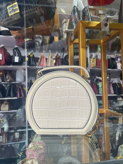 WHITE ROUND BAG 2154