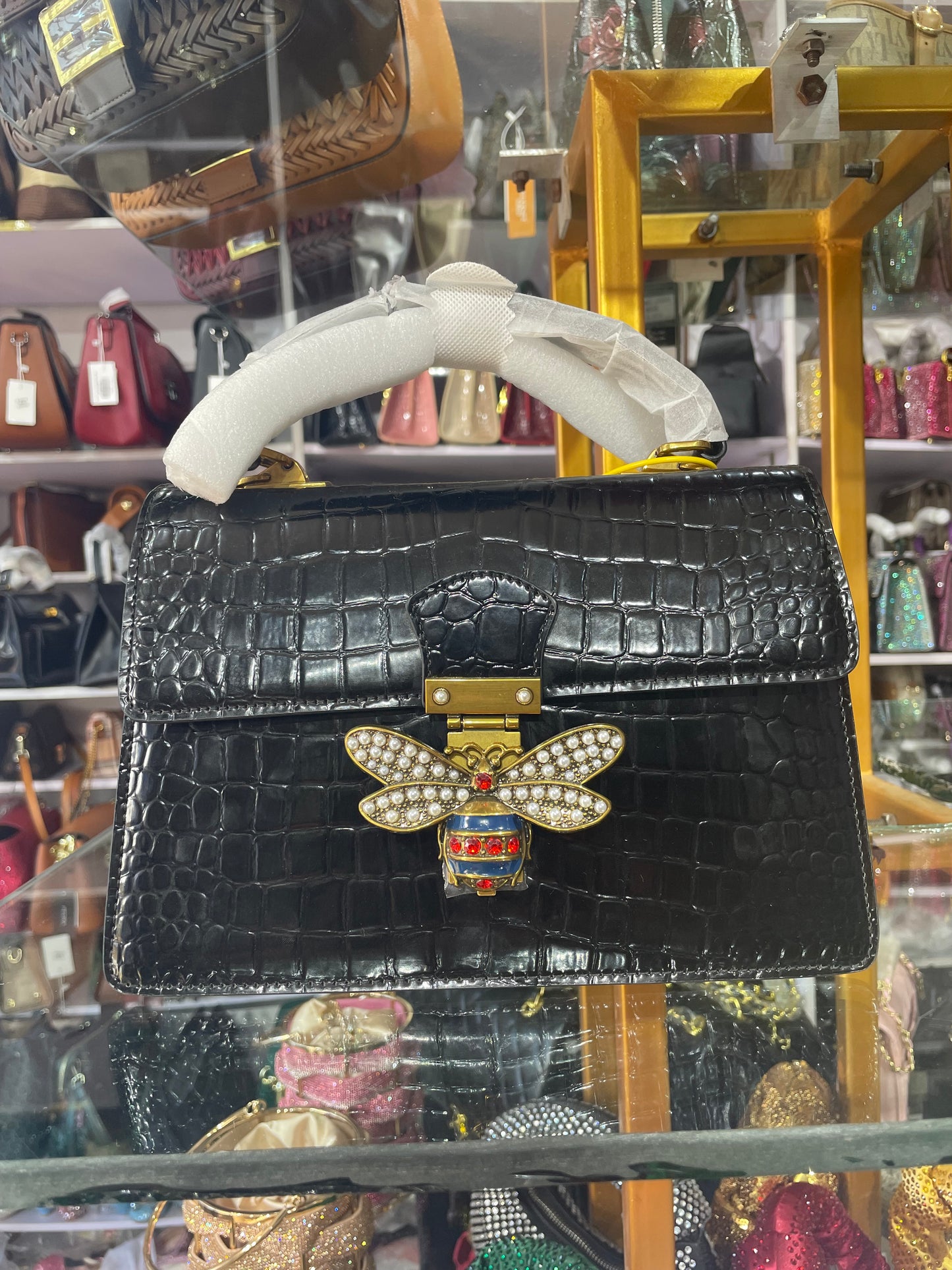 BEE BLACK BAG 7653