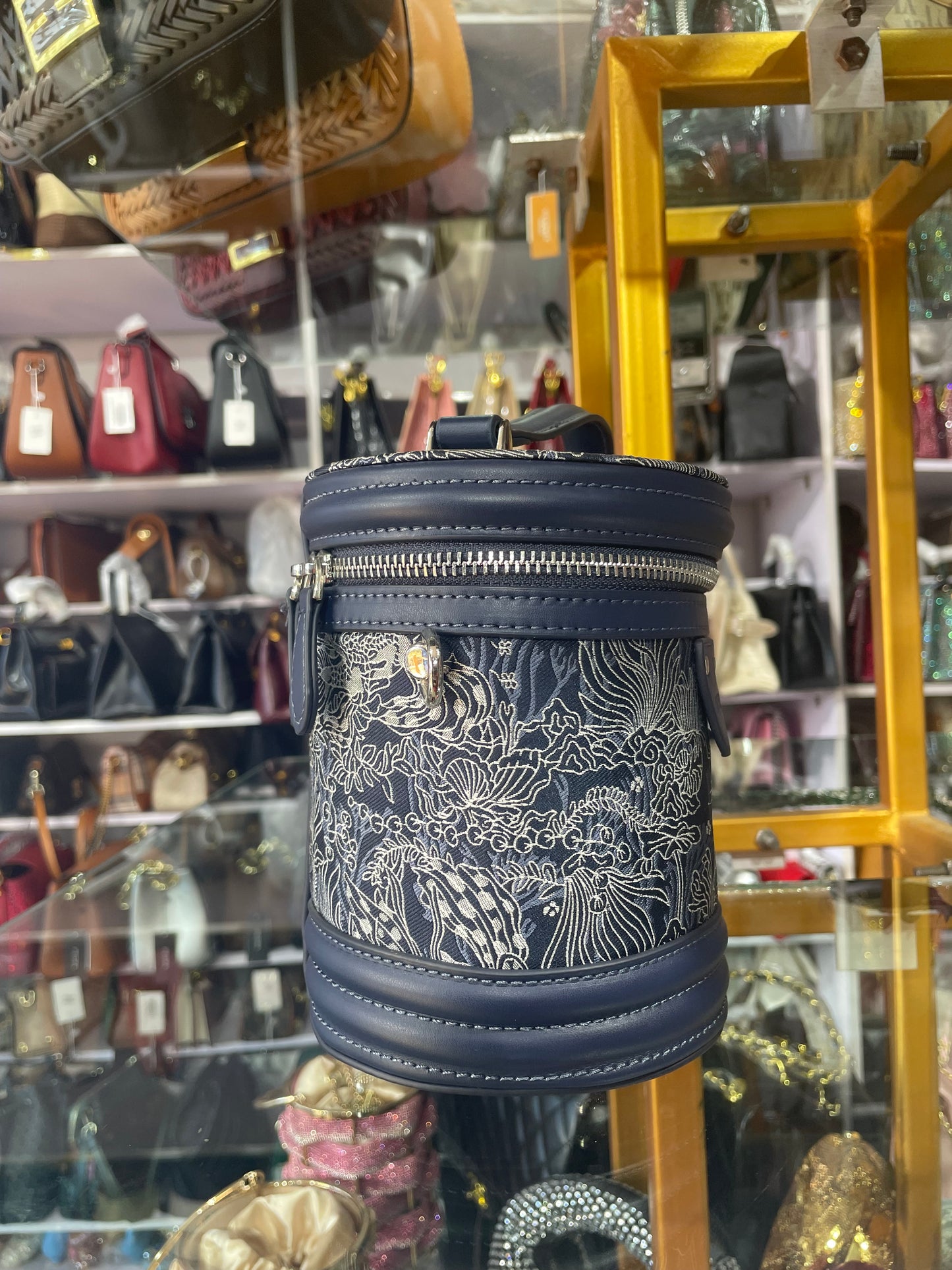 VNSTEE ROUND BAG 3265