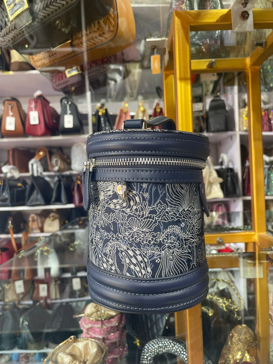 VNSTEE ROUND BAG 3265