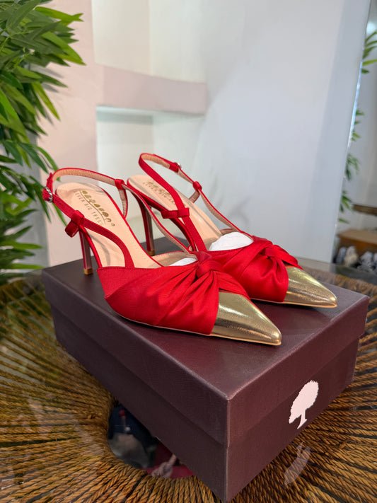 GOLD CAP SATIN HEELS
