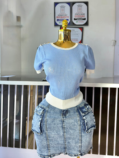 Shoulder Button Top 25086