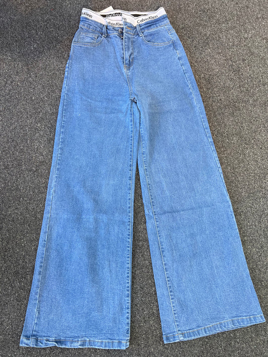 CALVIN KLEIN JEANS