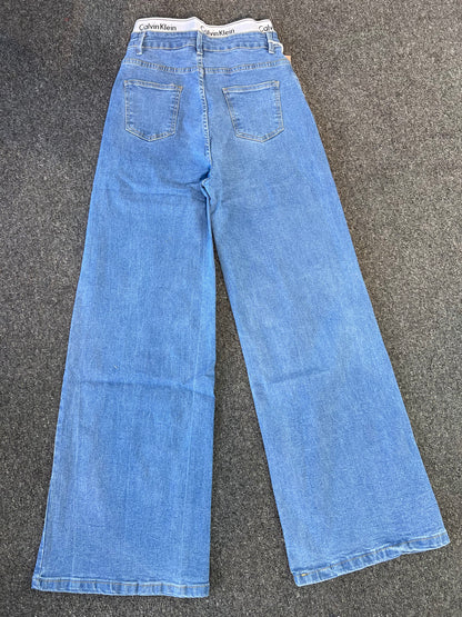 CALVIN KLEIN JEANS