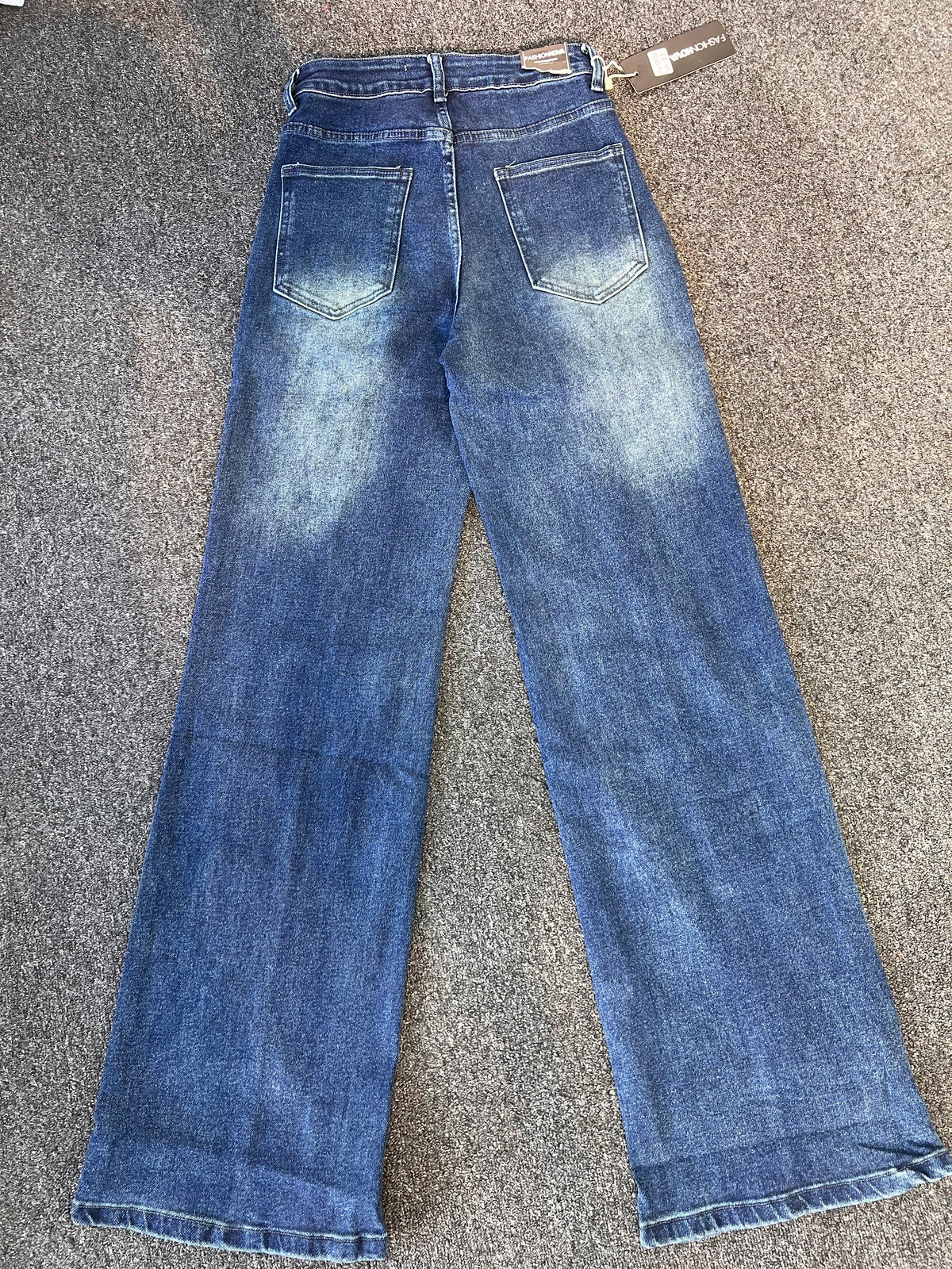 ULINED WIDE-LEG JEAN
