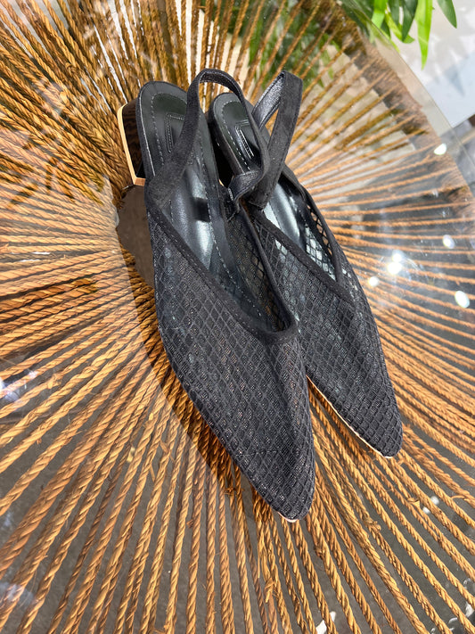 POINTED MESH FLAT