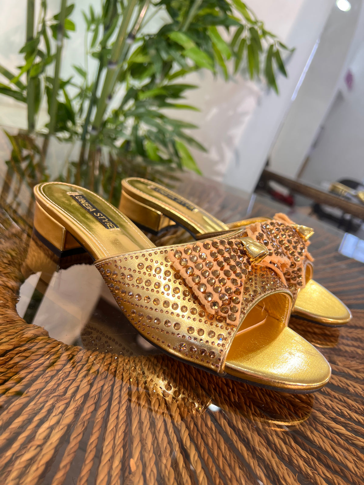 LUXURIOUS STONE HEELS
