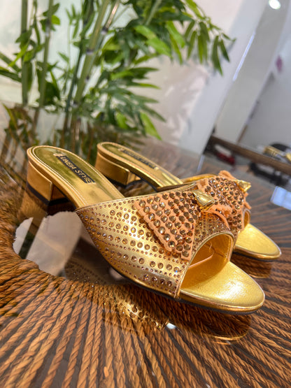 LUXURIOUS STONE HEELS